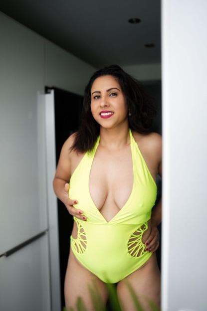 Alina - Bild 2 von 10