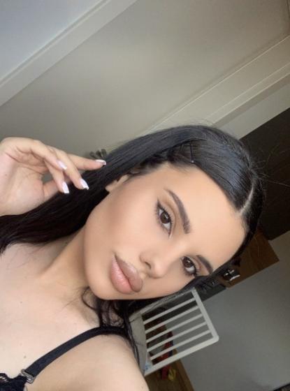 Neu  +++ Carla, 22 J.   - Bild 1 von 5