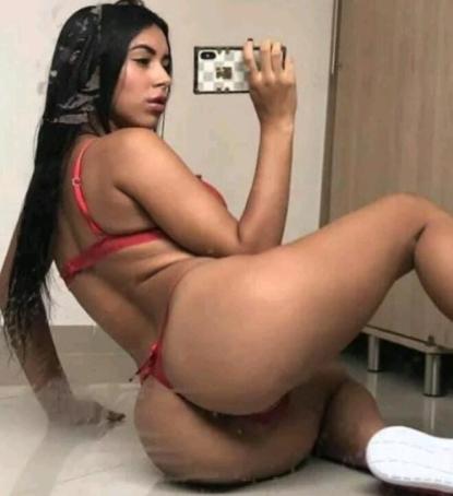 Corina - Bild 1 von 5