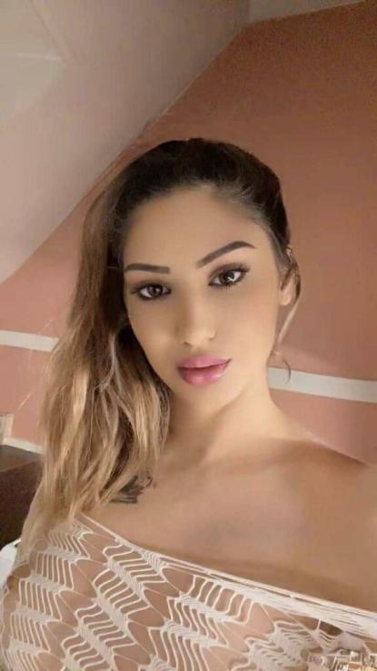 Karla - Bild 1 von 9