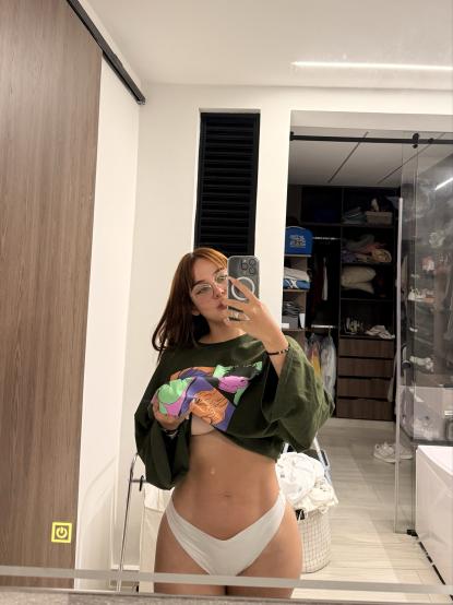 Kayla - Bild 1 von 3